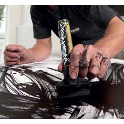 MOLOTOW™ | Masterpiece COVERSALL™ Marker — signal black